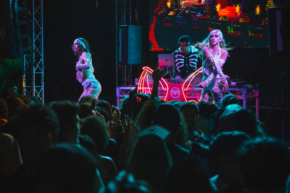 Sydney vs Melbourne Halloween — Which City Does It Better?